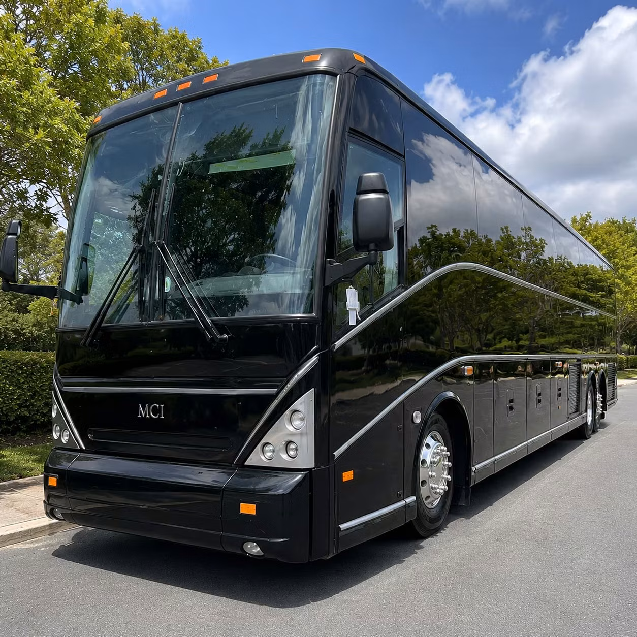 corporate event shuttle buses for seattle conferences and conventions