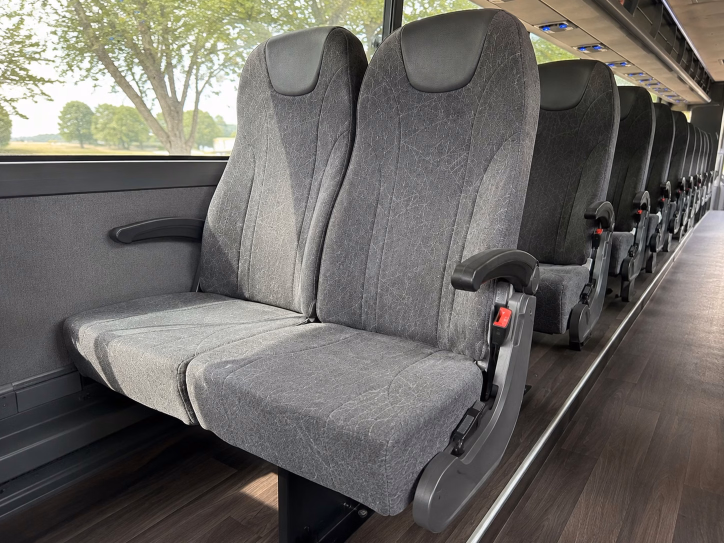how where and when you re traveling affects seattle charter bus rental rates