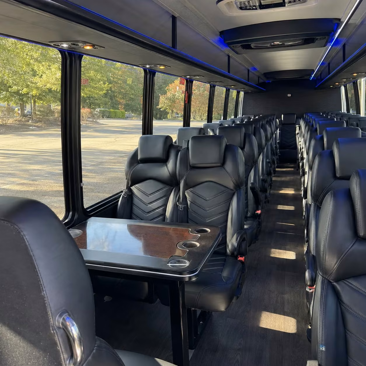 seattle 35 passenger minibus rental