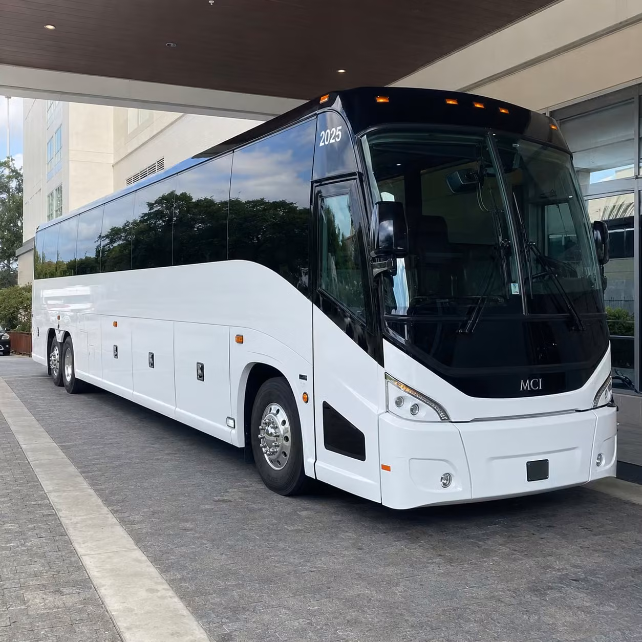 seattle charter bus rental exterior
